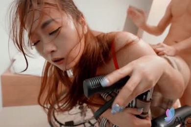 中国活泼的家庭主妇樱，需要好好操屄。