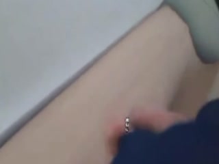 【乱伦自拍】45岁大哥离婚娶了25岁的小姨子偷情，偷白虎逼小嫂子带体香的内裤撸管